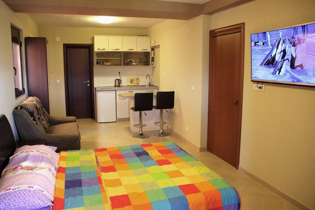 Apartments Camilla Радовичи Экстерьер фото