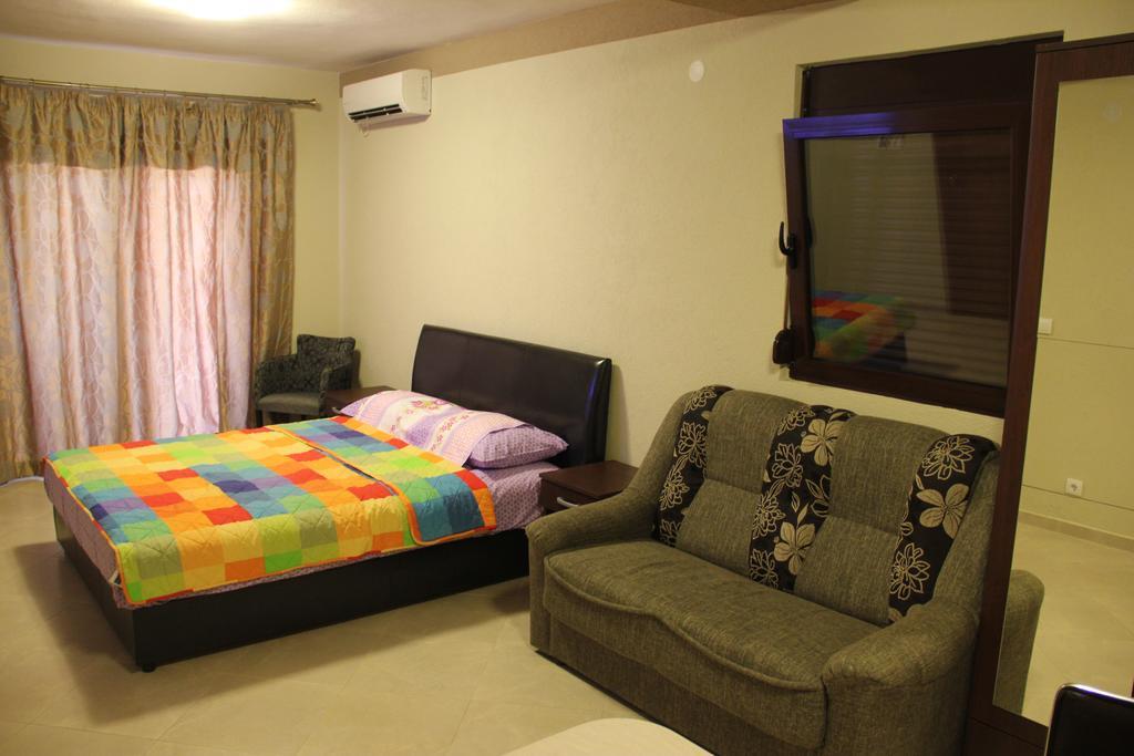 Apartments Camilla Радовичи Экстерьер фото