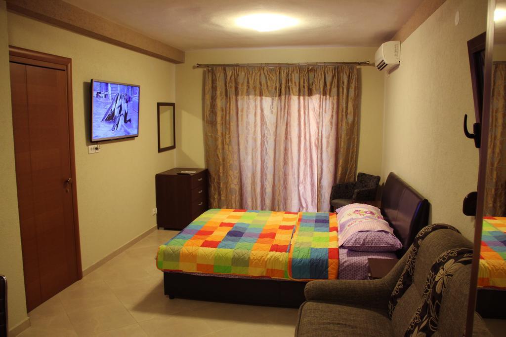 Apartments Camilla Радовичи Экстерьер фото